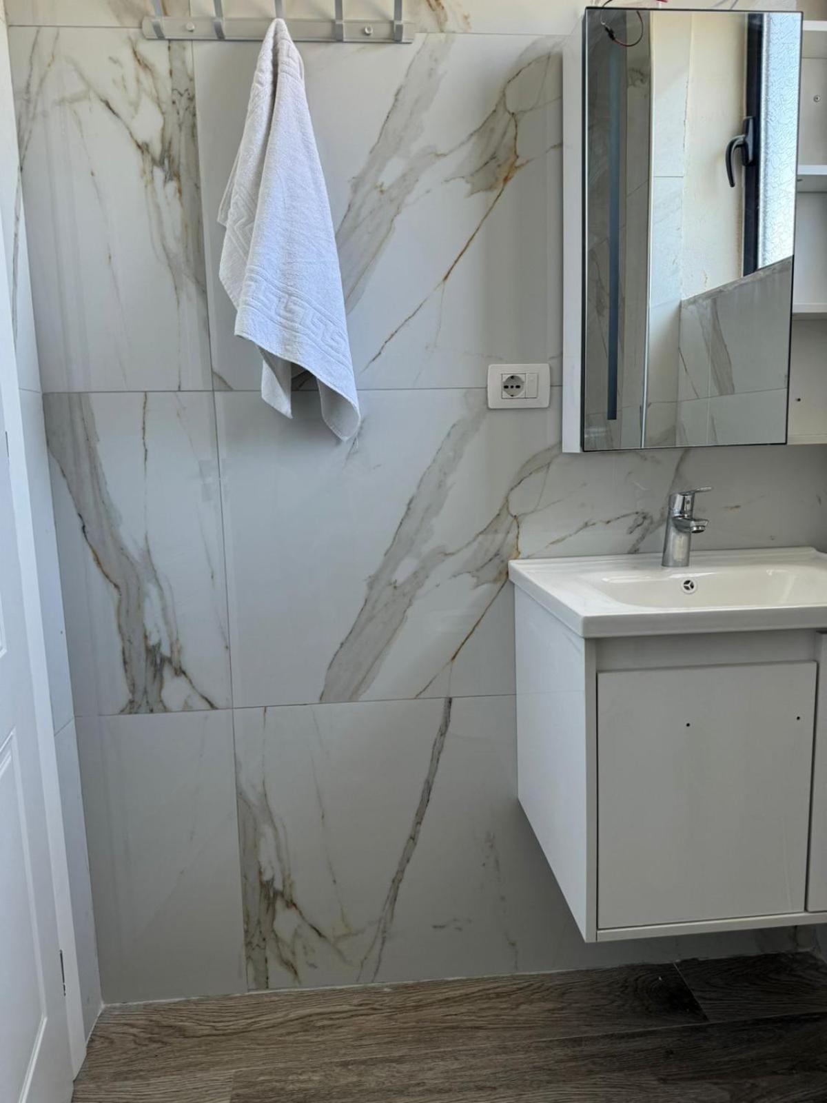 Vila Bleta Vlore Ngoại thất bức ảnh